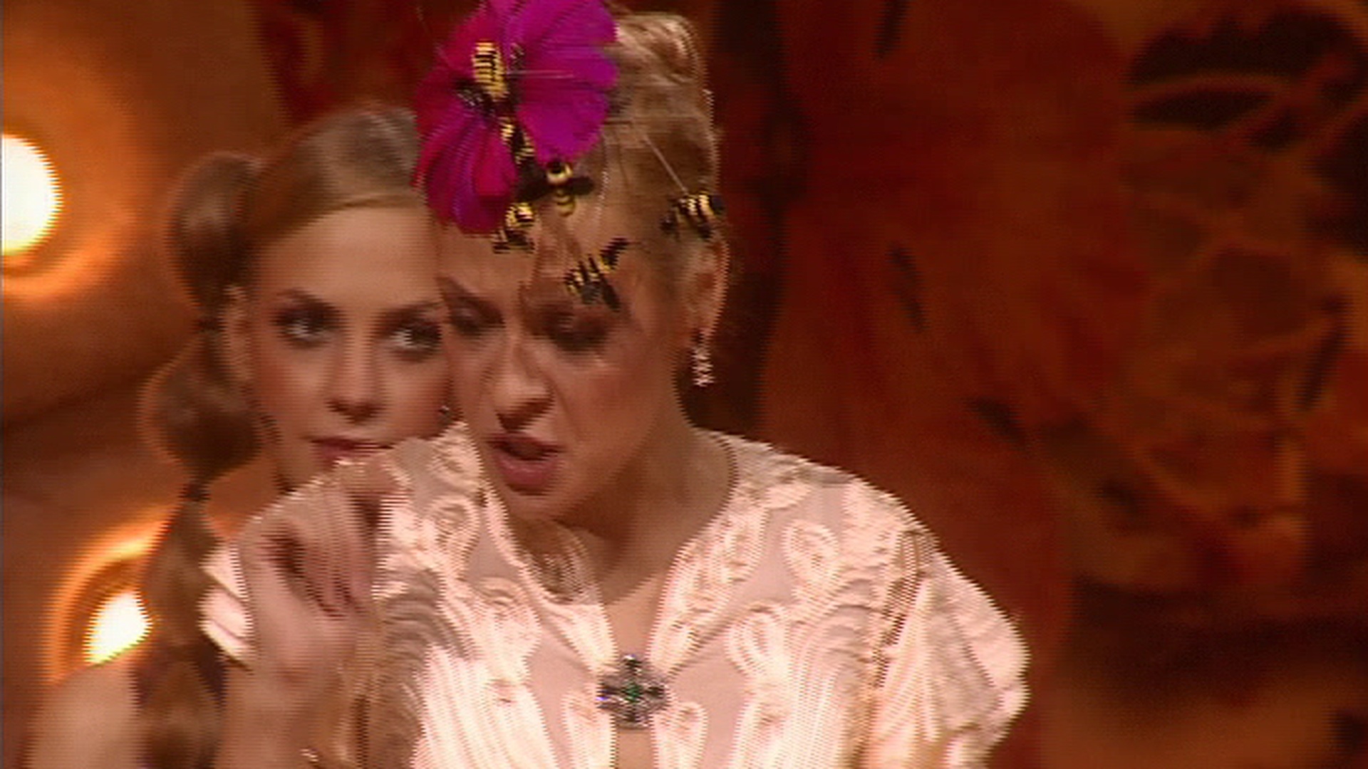 Камеди вумен сундучок из прошлого. Comedy woman 2009. Камеди вумен сундучок из прошлого. Камеди вумен первый выпуск 2008. Камеди вумен сундучок из прошлого.